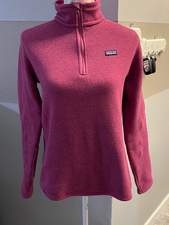 patagonia jacket Jackets & Blazers - Patagonia Women's Half-Zip Fleece Pullover in Berry Pink